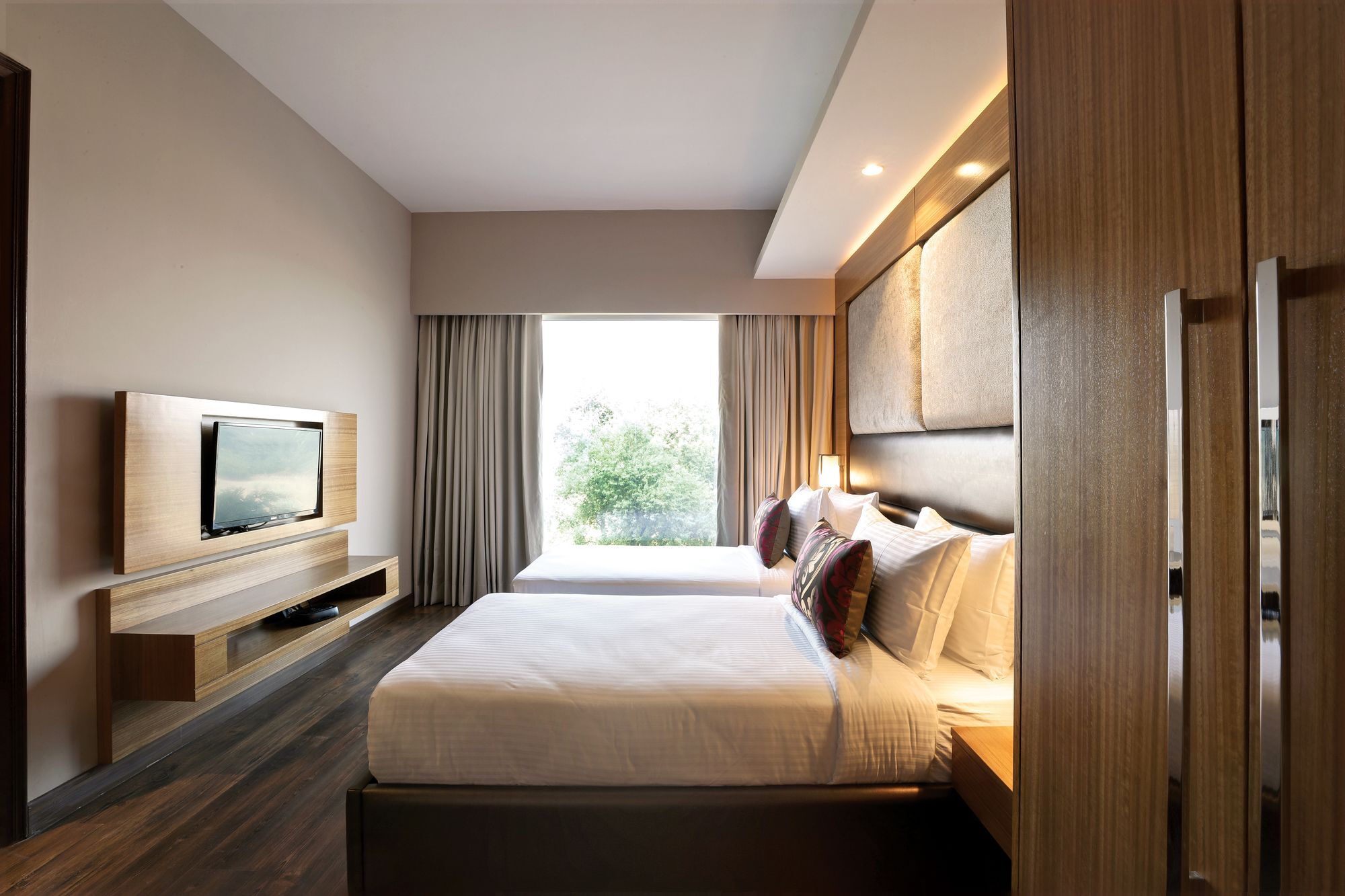 Lemon Tree Hotel Sohna Road Гургаон Екстериор снимка